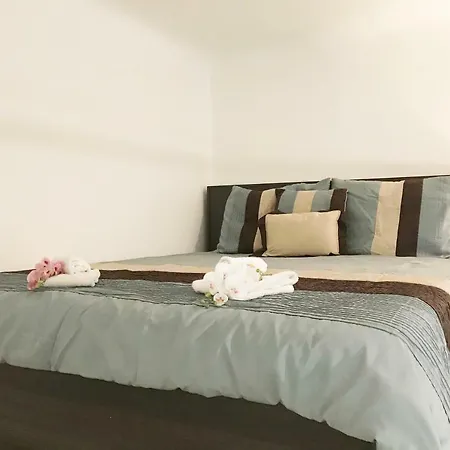 Modern Lux Aparment In Central *